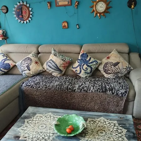 Appartamento Comfortable Righ In Centre, Near & Port ,wifi *
